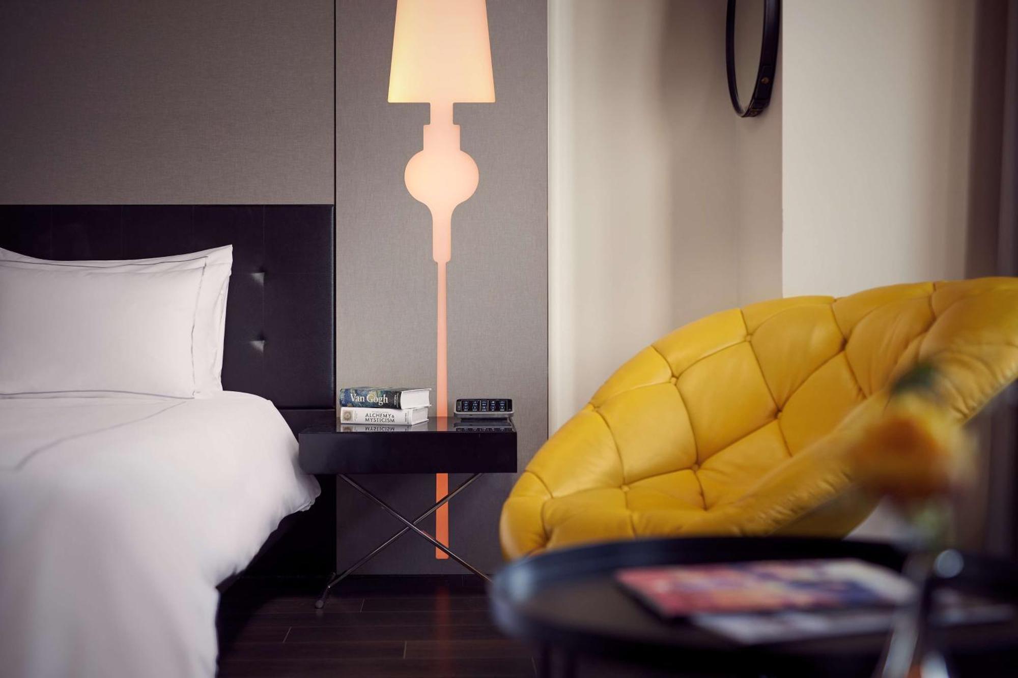 Park Plaza Victoria Hotel 4*