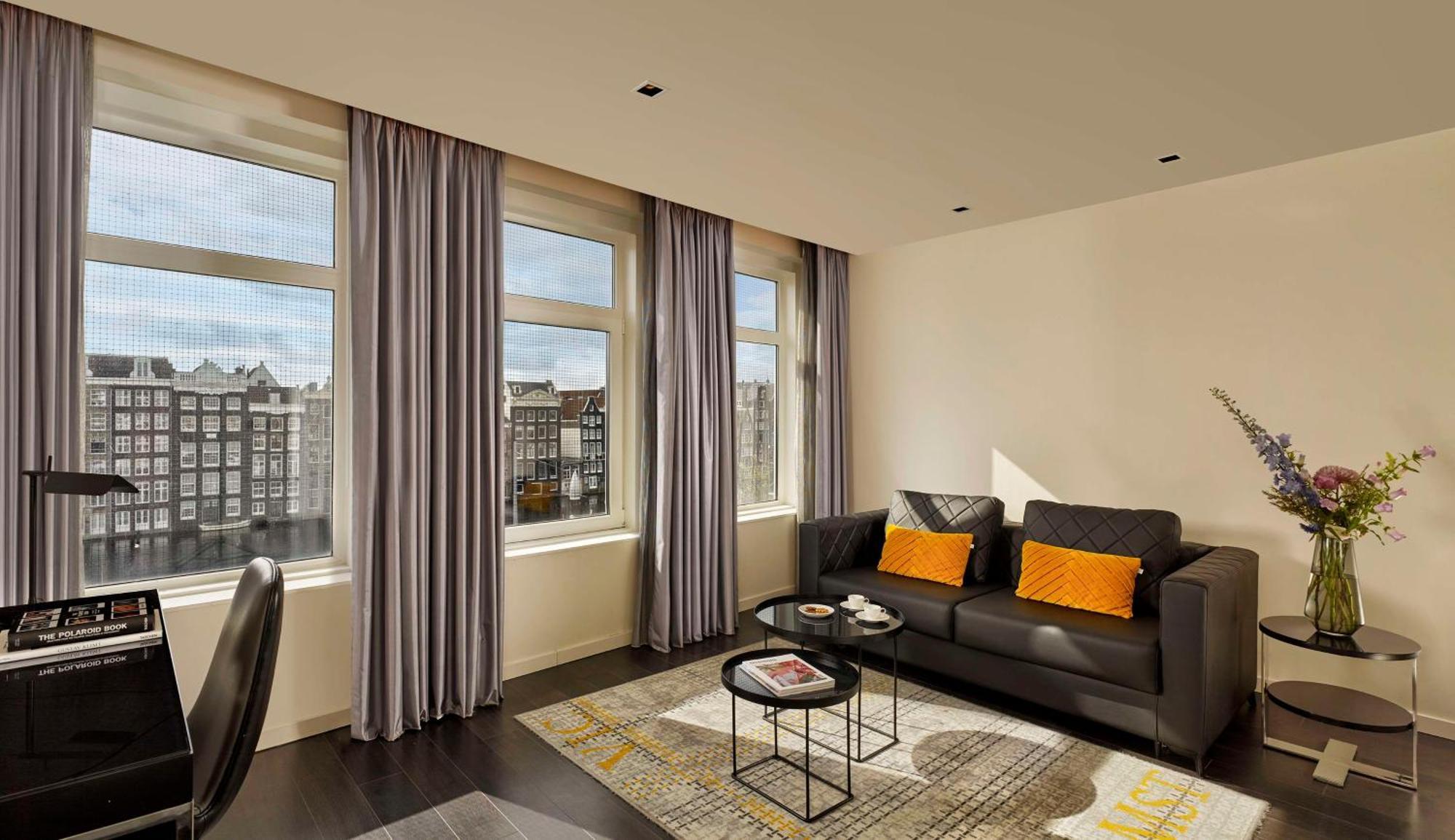 Park Plaza Victoria 4* Amsterdam