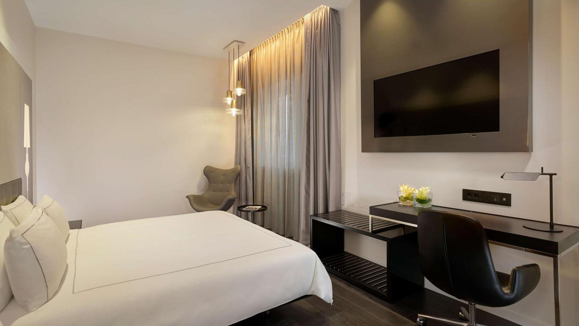 Hotel Park Plaza Victoria 4*